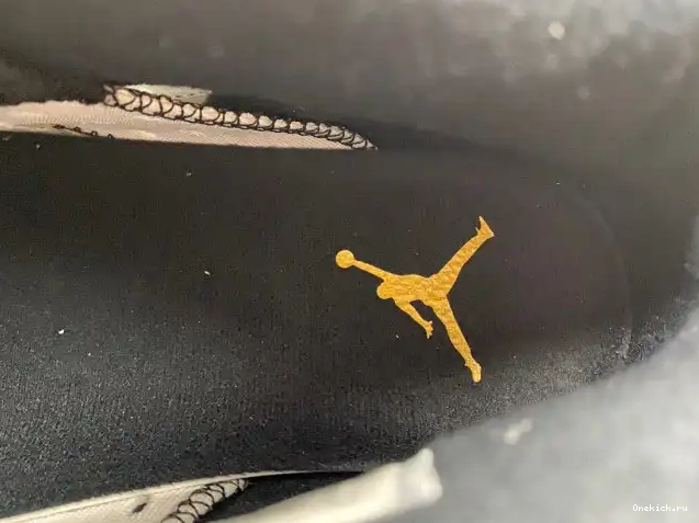 One Kick Ochre CT8529-170 6 Air Jordan Yellow 0526